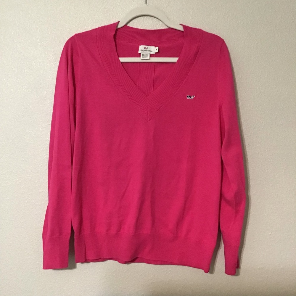Vineyard Vines pink cotton sweater whale logo M